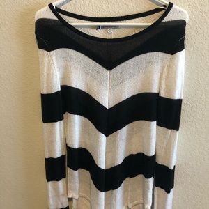 5 FOR 20$ Jennifer Lopez Striped Sweater